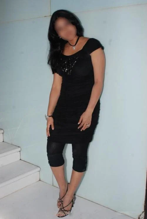 Call Girls Kalyani Nagar